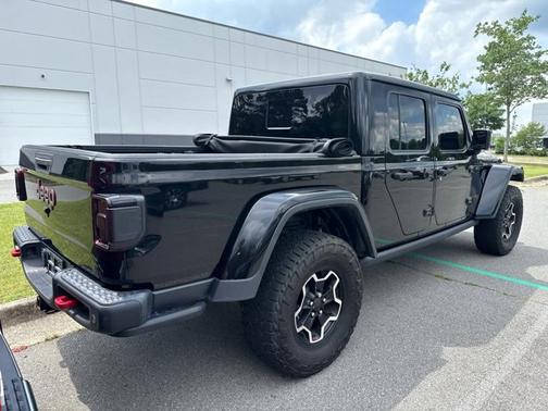 Black Clearcoat 2020 Jeep Gladiator Rubicon