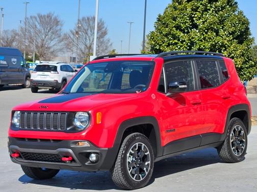 2023 Jeep Renegade Trailhawk
