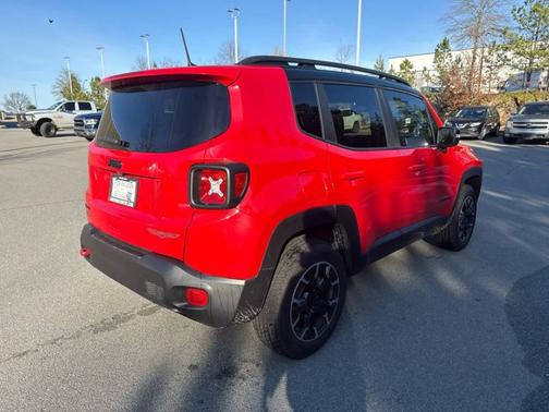 2023 Jeep Renegade Trailhawk