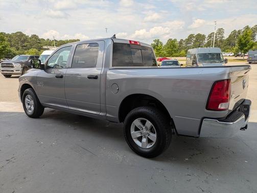 2023 RAM 1500 SLT