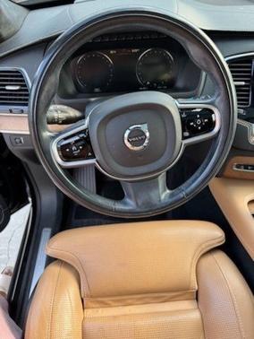 2019 Volvo XC90 T6 Inscription