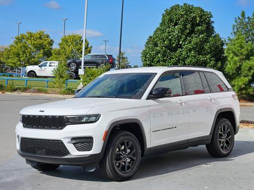 2025 Jeep Grand Cherokee Altitude