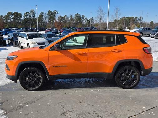 2026 Jeep Compass Latitude Altitude