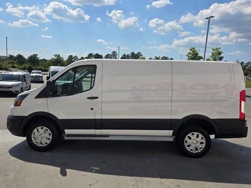 2023 Ford Transit-250 