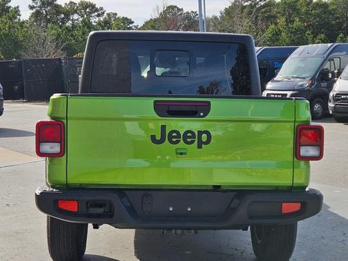 2026 Jeep Gladiator Sport S