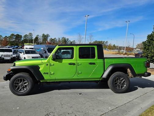 2026 Jeep Gladiator Sport S