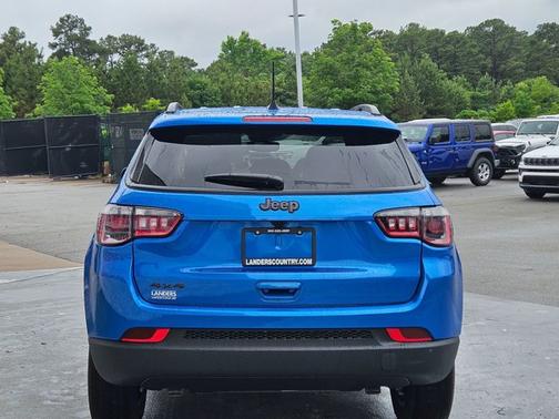 Hydro Blue Pearlcoat 2026 Jeep Compass Latitude