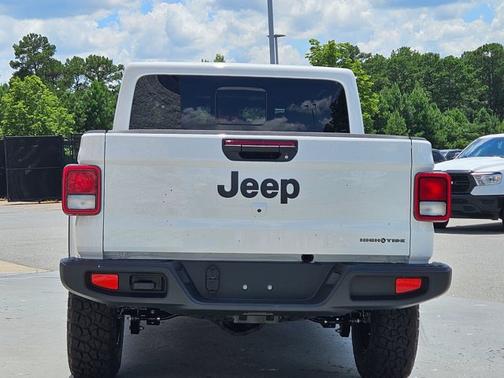 2025 Jeep Gladiator High Tide