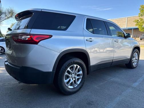 2021 Chevrolet Traverse LS