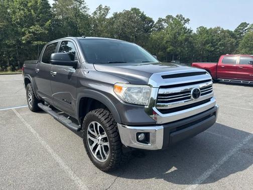 2017 Toyota Tundra SR5