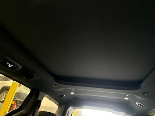 Granite Crystal Metallic Clearcoat 2022 Chrysler Pacifica Touring L