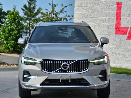 2022 Volvo XC60 Inscription