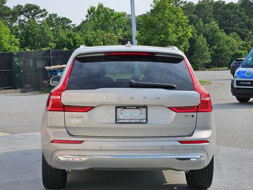 2022 Volvo XC60 Inscription