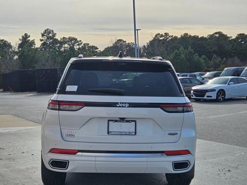 2025 Jeep Grand Cherokee Summit