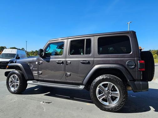 2020 Jeep Wrangler Unlimited Sahara