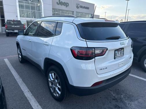 2023 Jeep Compass Latitude Lux