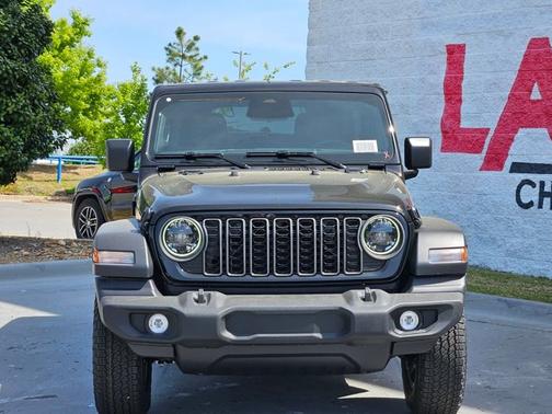 Black Clearcoat 2026 Jeep Wrangler Sport S