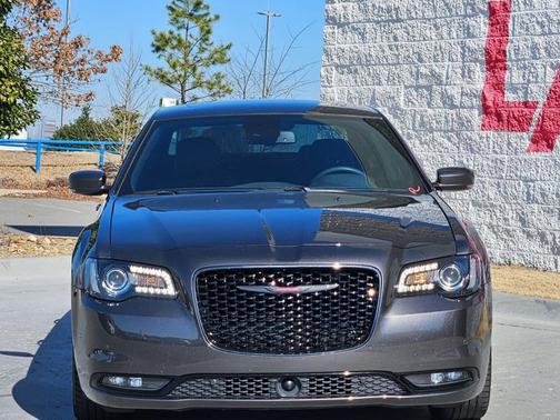 2023 Chrysler 300 S