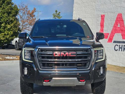 2022 GMC Yukon AT4