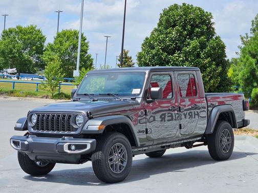 2025 Jeep Gladiator Sport S