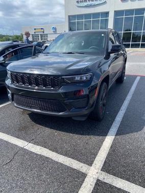 2024 Jeep Grand Cherokee Altitude