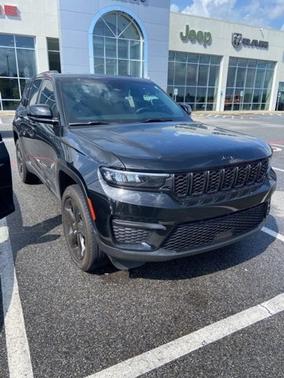 2024 Jeep Grand Cherokee Altitude