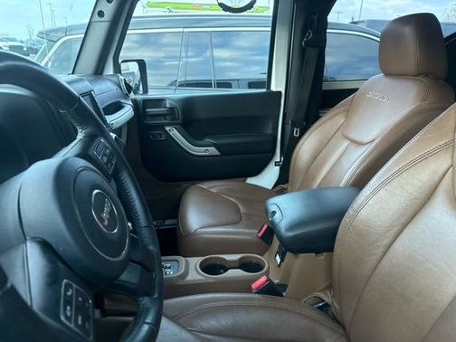 2016 Jeep Wrangler Sahara