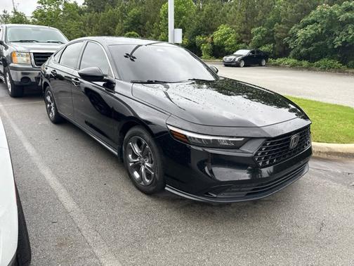 Crystal Black Pearl 2023 Honda Accord EX