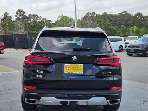 Jet Black 2021 BMW X5 xDrive40i