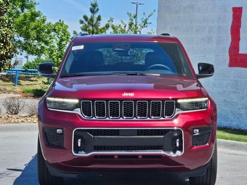 2025 Jeep Grand Cherokee Overland