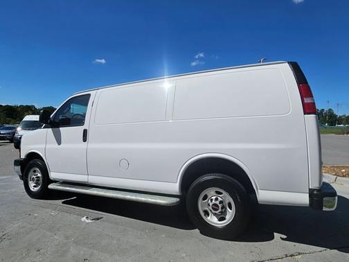 2023 GMC Savana 2500 Work Van