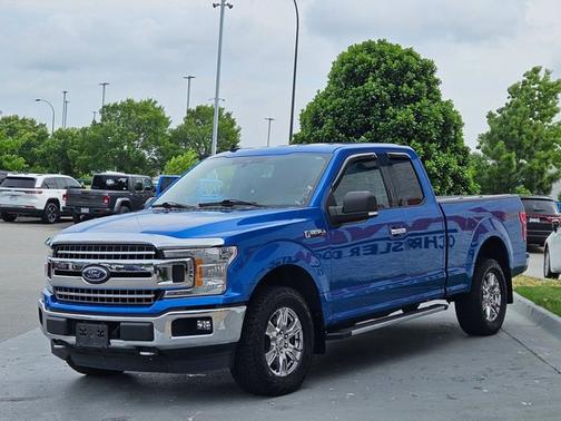 Velocity Blue Metallic 2019 Ford F-150 XLT