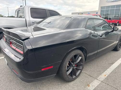 Pitch Black Clearcoat 2021 Dodge Challenger GT
