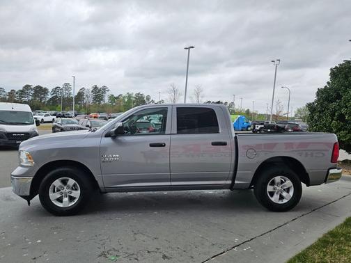 Billet Silver Metallic Clearcoat 2023 RAM 1500 SLT