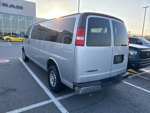 2023 Chevrolet Express 3500 LS