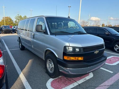 2023 Chevrolet Express 3500 LS