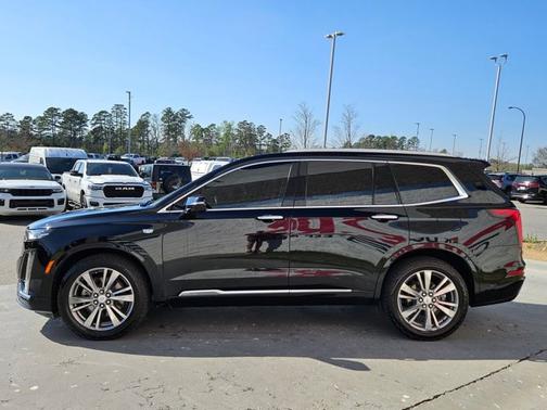 Stellar Black Metallic 2022 Cadillac XT6 Premium Luxury