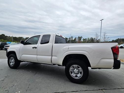 Super White 2019 Toyota Tacoma SR