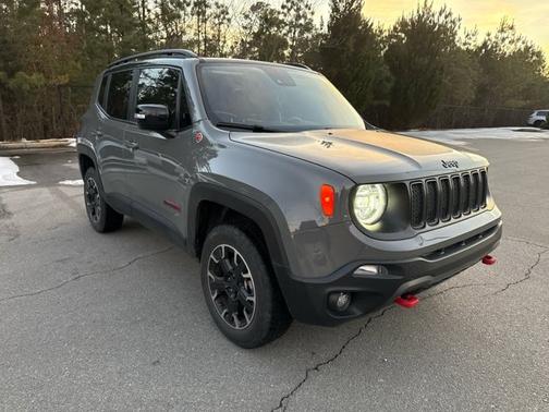 2023 Jeep Renegade Trailhawk