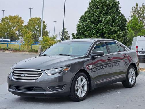 2019 Ford Taurus SEL