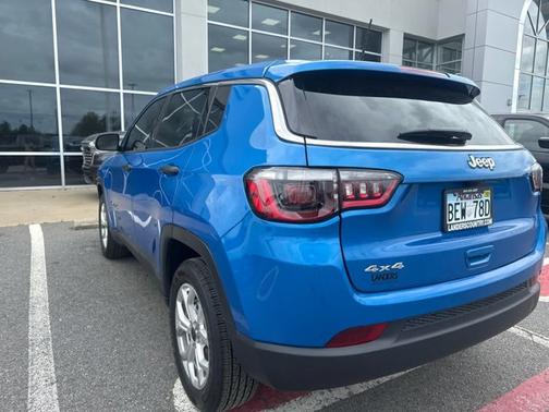 Hydro Blue Pearlcoat 2025 Jeep Compass Sport