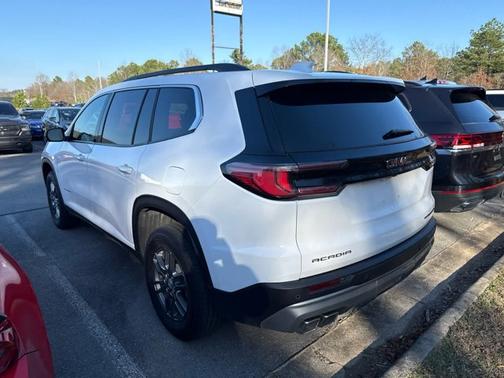 2025 GMC Acadia FWD Elevation