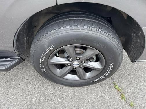 Magnetic Metallic 2021 Ford Expedition XL