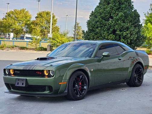 2022 Dodge Challenger R/T Scat Pack Widebody