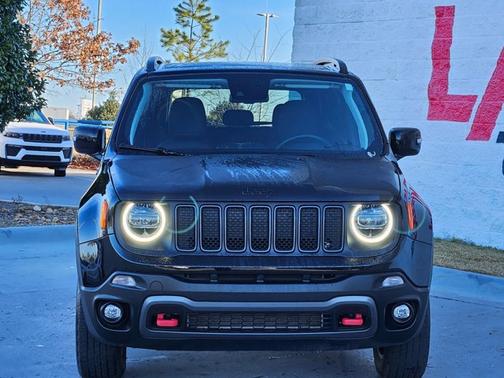 2023 Jeep Renegade Trailhawk