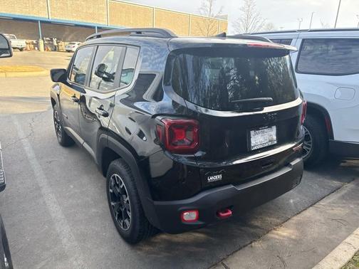 2023 Jeep Renegade Trailhawk