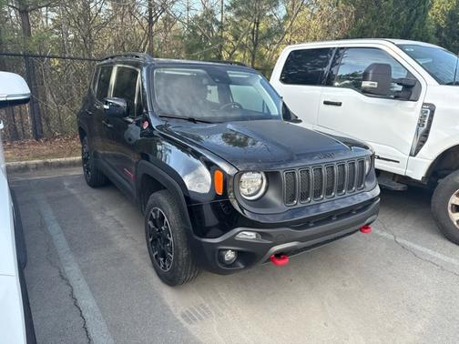 2023 Jeep Renegade Trailhawk