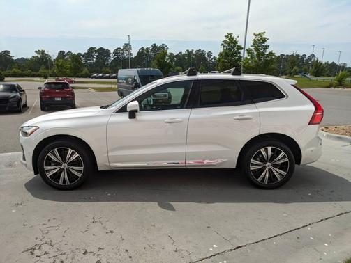 2022 Volvo XC60 Inscription
