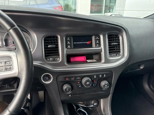 2012 Dodge Charger SE