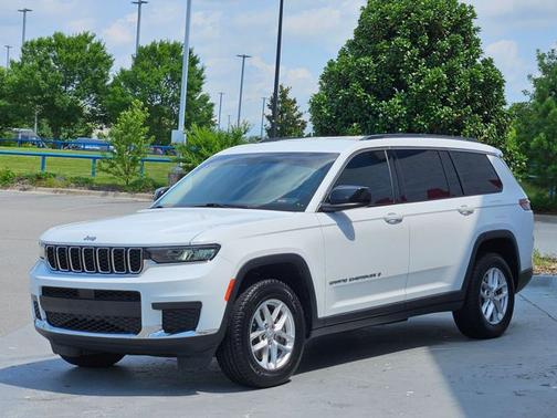 2022 Jeep Grand Cherokee L Laredo